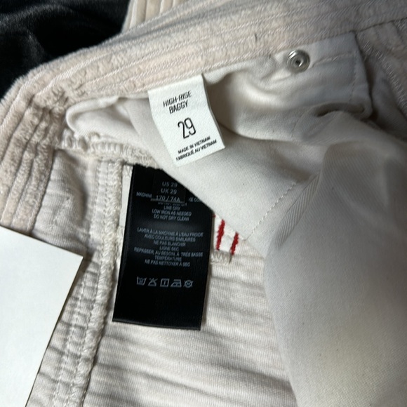 NWT Urban Outfitters BDG high rise baggy corduroy cream pants - Picture 8 of 9